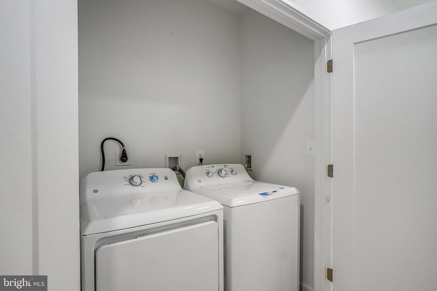 4902 D ST SE, WASHINGTON, District Of Columbia 20019, 5 Bedrooms Bedrooms, ,3 BathroomsBathrooms,Residential,For sale,4902 D ST SE,DCDC2199368 MLS # DCDC2199368
