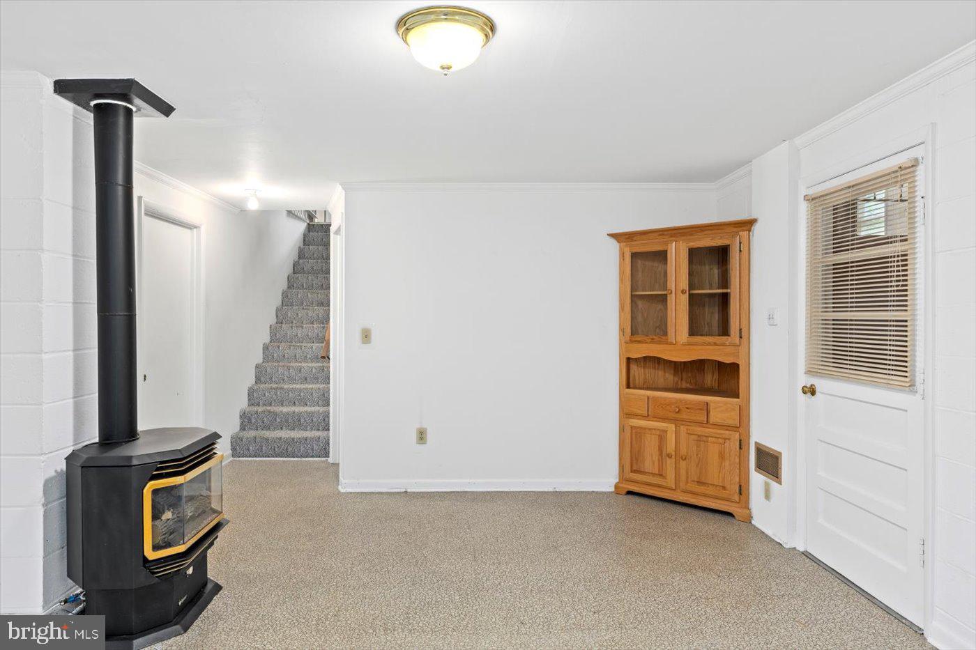 5524 HICKORY RIDGE RD, SPOTSYLVANIA, Virginia 22551, 4 Bedrooms Bedrooms, ,2 BathroomsBathrooms,Residential,For sale,5524 HICKORY RIDGE RD,VASP2033006 MLS # VASP2033006