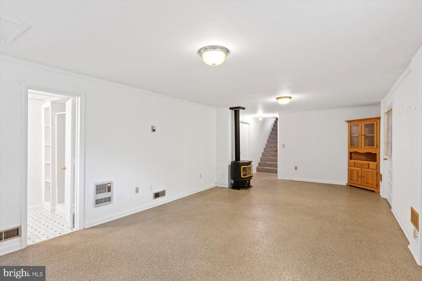 5524 HICKORY RIDGE RD, SPOTSYLVANIA, Virginia 22551, 4 Bedrooms Bedrooms, ,2 BathroomsBathrooms,Residential,For sale,5524 HICKORY RIDGE RD,VASP2033006 MLS # VASP2033006