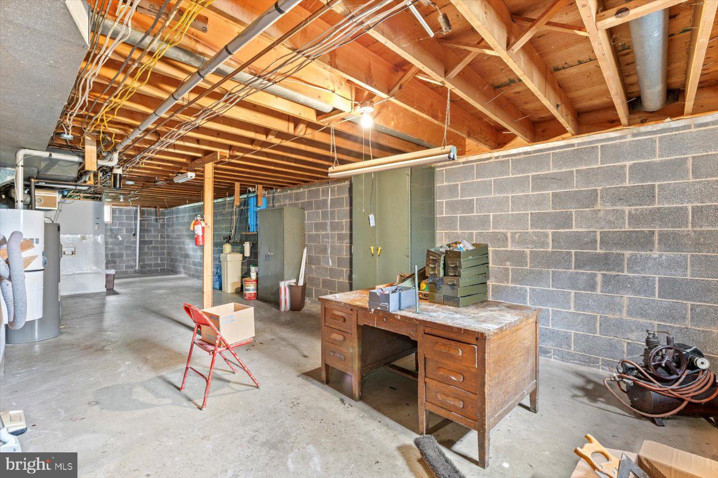 5524 HICKORY RIDGE RD, SPOTSYLVANIA, Virginia 22551, 4 Bedrooms Bedrooms, ,2 BathroomsBathrooms,Residential,For sale,5524 HICKORY RIDGE RD,VASP2033006 MLS # VASP2033006