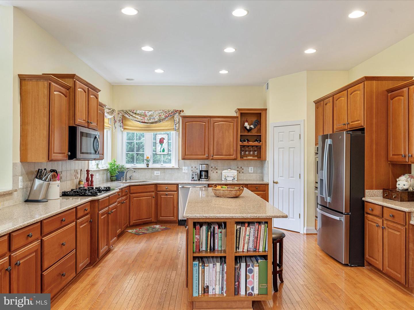 1517 BROOKDALE CT, WINCHESTER, Virginia 22601, 4 Bedrooms Bedrooms, ,4 BathroomsBathrooms,Residential,For sale,1517 BROOKDALE CT,VAWI2007668 MLS # VAWI2007668