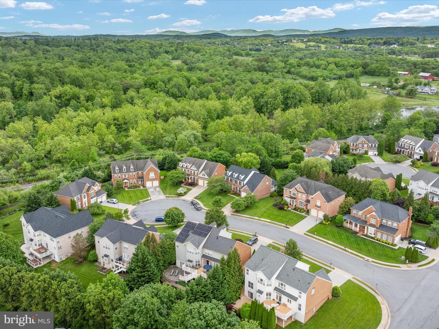 1517 BROOKDALE CT, WINCHESTER, Virginia 22601, 4 Bedrooms Bedrooms, ,4 BathroomsBathrooms,Residential,For sale,1517 BROOKDALE CT,VAWI2007668 MLS # VAWI2007668