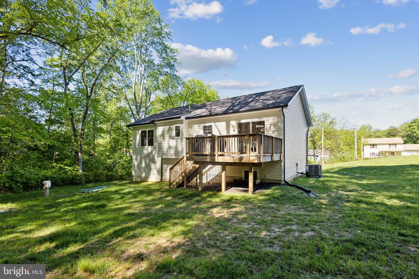 116 HILDA DR, STAFFORD, Virginia 22556, 3 Bedrooms Bedrooms, ,3 BathroomsBathrooms,Residential,For sale,116 HILDA DR,VAST2038738 MLS # VAST2038738