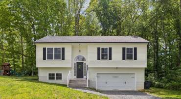 116 HILDA DR, STAFFORD, Virginia 22556, 3 Bedrooms Bedrooms, ,3 BathroomsBathrooms,Residential,For sale,116 HILDA DR,VAST2038738 MLS # VAST2038738