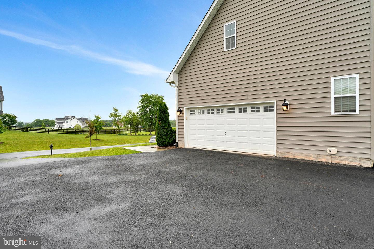 42506 BLACK TALON CT, LEESBURG, Virginia 20176, 4 Bedrooms Bedrooms, ,3 BathroomsBathrooms,Residential,For sale,42506 BLACK TALON CT,VALO2096306 MLS # VALO2096306