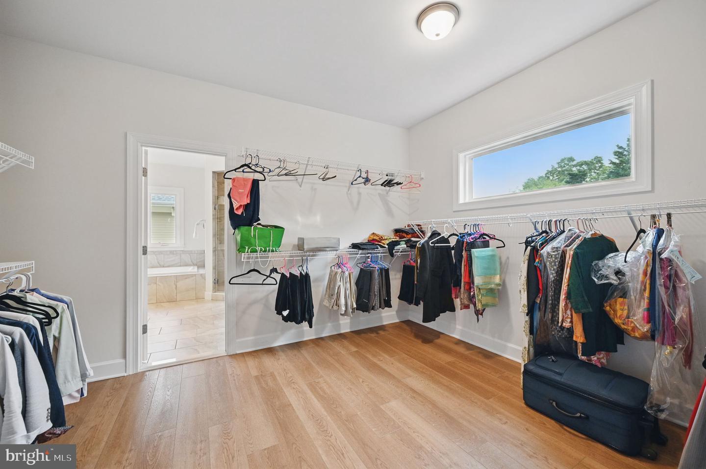 7621 LEONARD DR, FALLS CHURCH, Virginia 22043, 8 Bedrooms Bedrooms, ,6 BathroomsBathrooms,Residential,For sale,7621 LEONARD DR,VAFX2240562 MLS # VAFX2240562