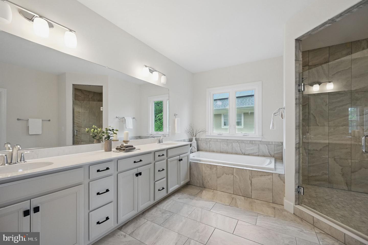 7621 LEONARD DR, FALLS CHURCH, Virginia 22043, 8 Bedrooms Bedrooms, ,6 BathroomsBathrooms,Residential,For sale,7621 LEONARD DR,VAFX2240562 MLS # VAFX2240562