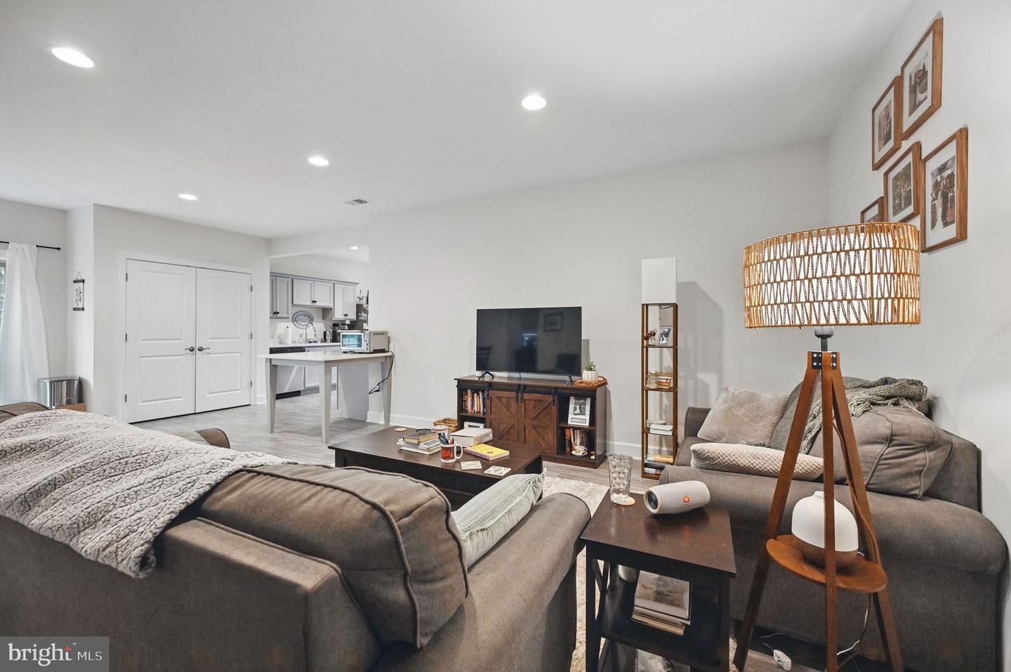 7621 LEONARD DR, FALLS CHURCH, Virginia 22043, 8 Bedrooms Bedrooms, ,6 BathroomsBathrooms,Residential,For sale,7621 LEONARD DR,VAFX2240562 MLS # VAFX2240562