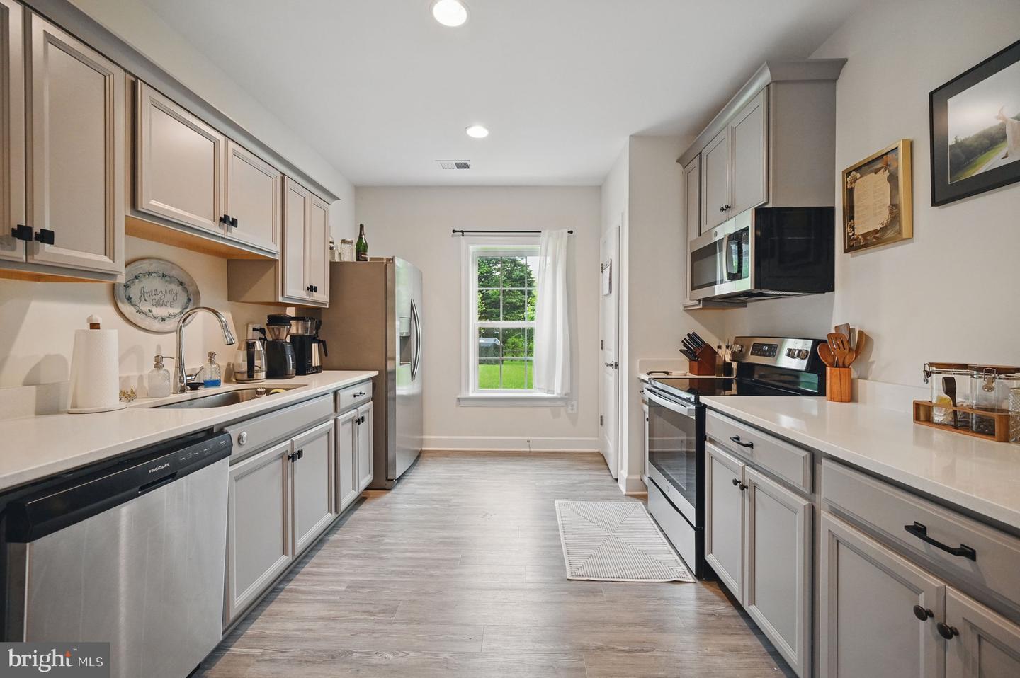 7621 LEONARD DR, FALLS CHURCH, Virginia 22043, 8 Bedrooms Bedrooms, ,6 BathroomsBathrooms,Residential,For sale,7621 LEONARD DR,VAFX2240562 MLS # VAFX2240562