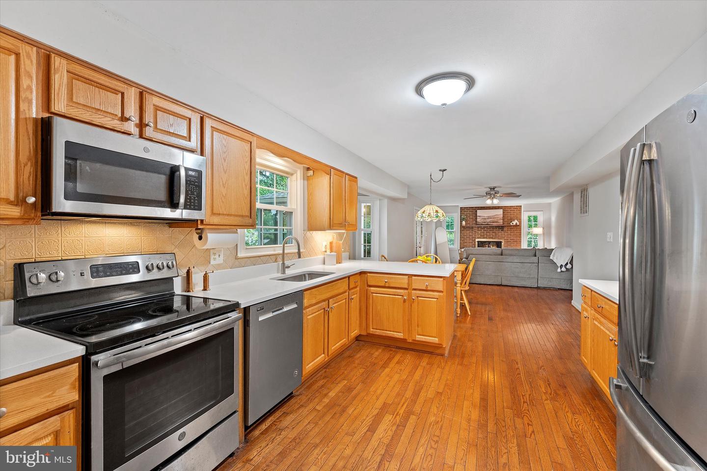 210 AUTUMN OLIVE WAY, STERLING, Virginia 20164, 4 Bedrooms Bedrooms, ,3 BathroomsBathrooms,Residential,For sale,210 AUTUMN OLIVE WAY,VALO2096368 MLS # VALO2096368