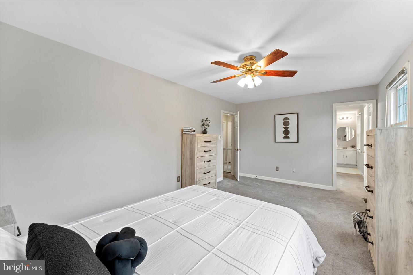 210 AUTUMN OLIVE WAY, STERLING, Virginia 20164, 4 Bedrooms Bedrooms, ,3 BathroomsBathrooms,Residential,For sale,210 AUTUMN OLIVE WAY,VALO2096368 MLS # VALO2096368