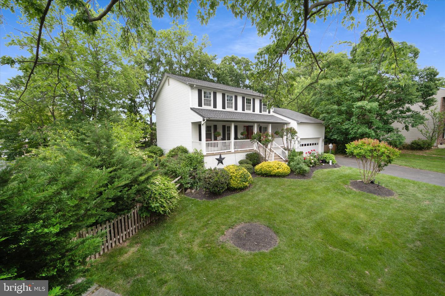 210 AUTUMN OLIVE WAY, STERLING, Virginia 20164, 4 Bedrooms Bedrooms, ,3 BathroomsBathrooms,Residential,For sale,210 AUTUMN OLIVE WAY,VALO2096368 MLS # VALO2096368