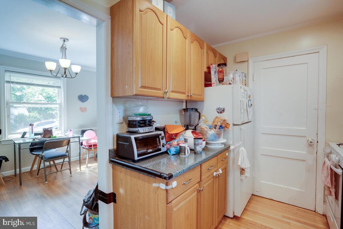 6119 11TH ST N, ARLINGTON, Virginia 22205, 2 Bedrooms Bedrooms, ,2 BathroomsBathrooms,Residential,For sale,6119 11TH ST N,VAAR2057450 MLS # VAAR2057450