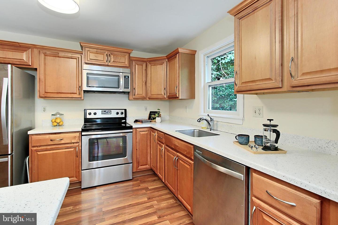 503 RANDOLPH ST, FALLS CHURCH, Virginia 22046, 4 Bedrooms Bedrooms, ,2 BathroomsBathrooms,Residential,For sale,503 RANDOLPH ST,VAFA2003000 MLS # VAFA2003000