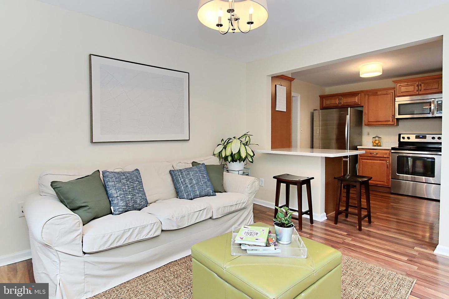 503 RANDOLPH ST, FALLS CHURCH, Virginia 22046, 4 Bedrooms Bedrooms, ,2 BathroomsBathrooms,Residential,For sale,503 RANDOLPH ST,VAFA2003000 MLS # VAFA2003000