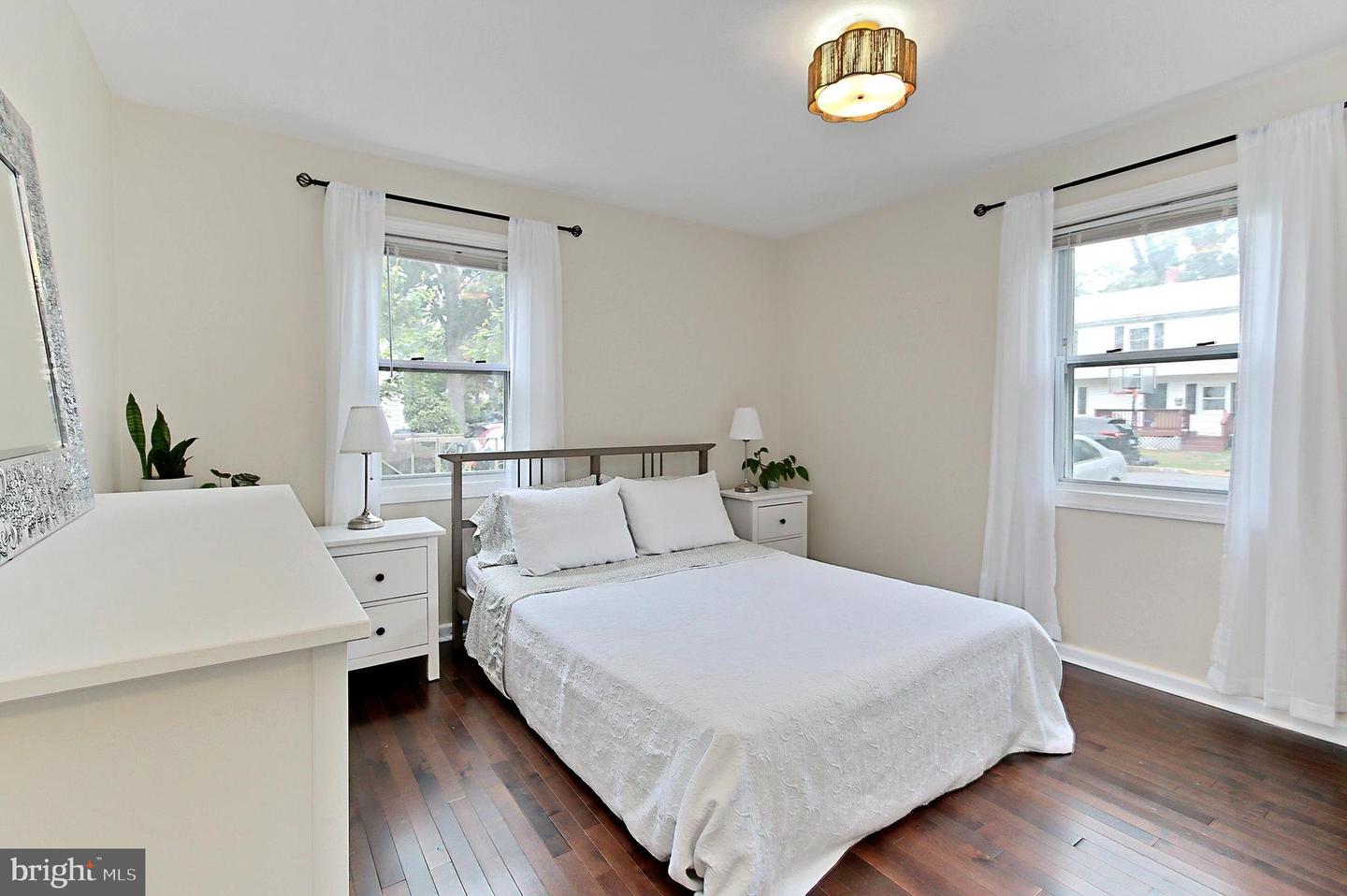 503 RANDOLPH ST, FALLS CHURCH, Virginia 22046, 4 Bedrooms Bedrooms, ,2 BathroomsBathrooms,Residential,For sale,503 RANDOLPH ST,VAFA2003000 MLS # VAFA2003000