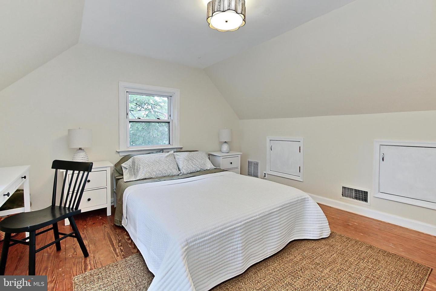 503 RANDOLPH ST, FALLS CHURCH, Virginia 22046, 4 Bedrooms Bedrooms, ,2 BathroomsBathrooms,Residential,For sale,503 RANDOLPH ST,VAFA2003000 MLS # VAFA2003000