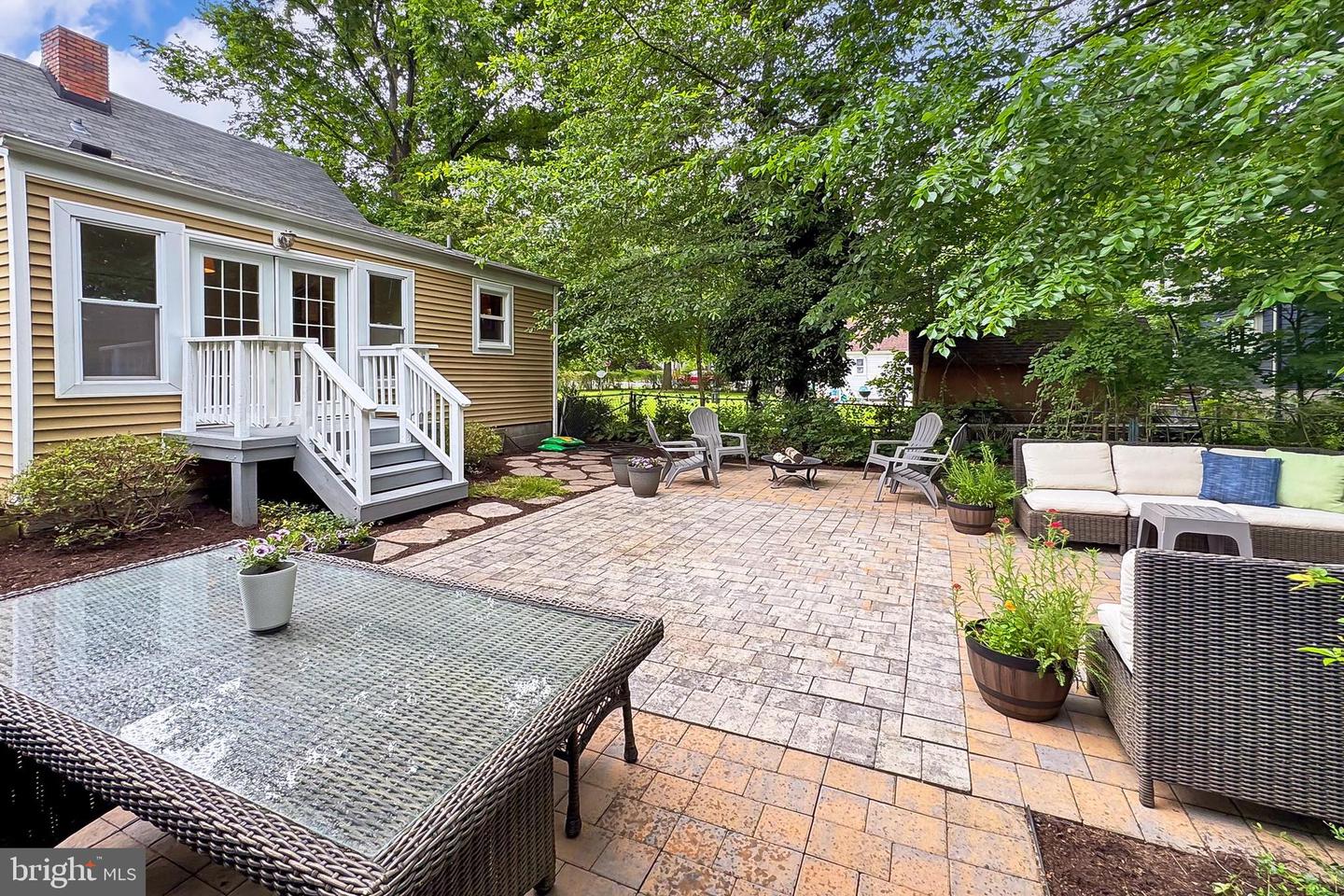 503 RANDOLPH ST, FALLS CHURCH, Virginia 22046, 4 Bedrooms Bedrooms, ,2 BathroomsBathrooms,Residential,For sale,503 RANDOLPH ST,VAFA2003000 MLS # VAFA2003000