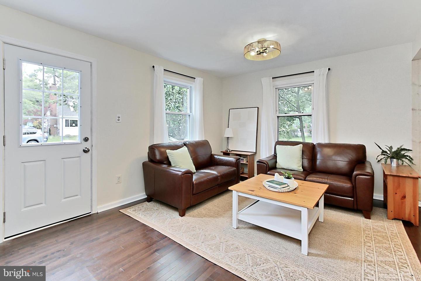 503 RANDOLPH ST, FALLS CHURCH, Virginia 22046, 4 Bedrooms Bedrooms, ,2 BathroomsBathrooms,Residential,For sale,503 RANDOLPH ST,VAFA2003000 MLS # VAFA2003000