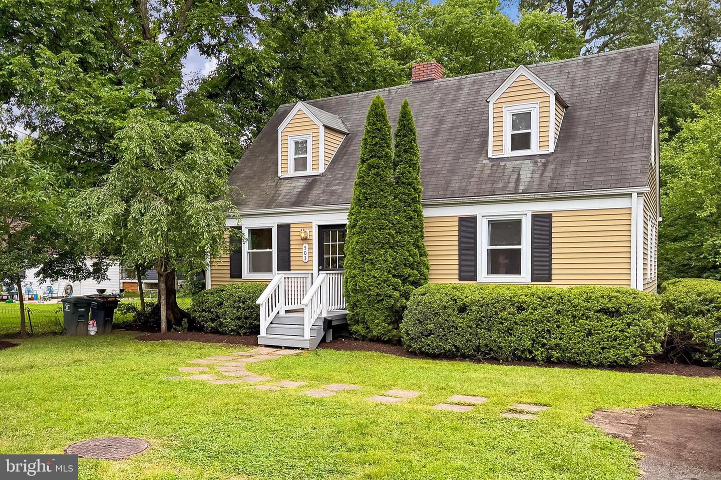 503 RANDOLPH ST, FALLS CHURCH, Virginia 22046, 4 Bedrooms Bedrooms, ,2 BathroomsBathrooms,Residential,For sale,503 RANDOLPH ST,VAFA2003000 MLS # VAFA2003000