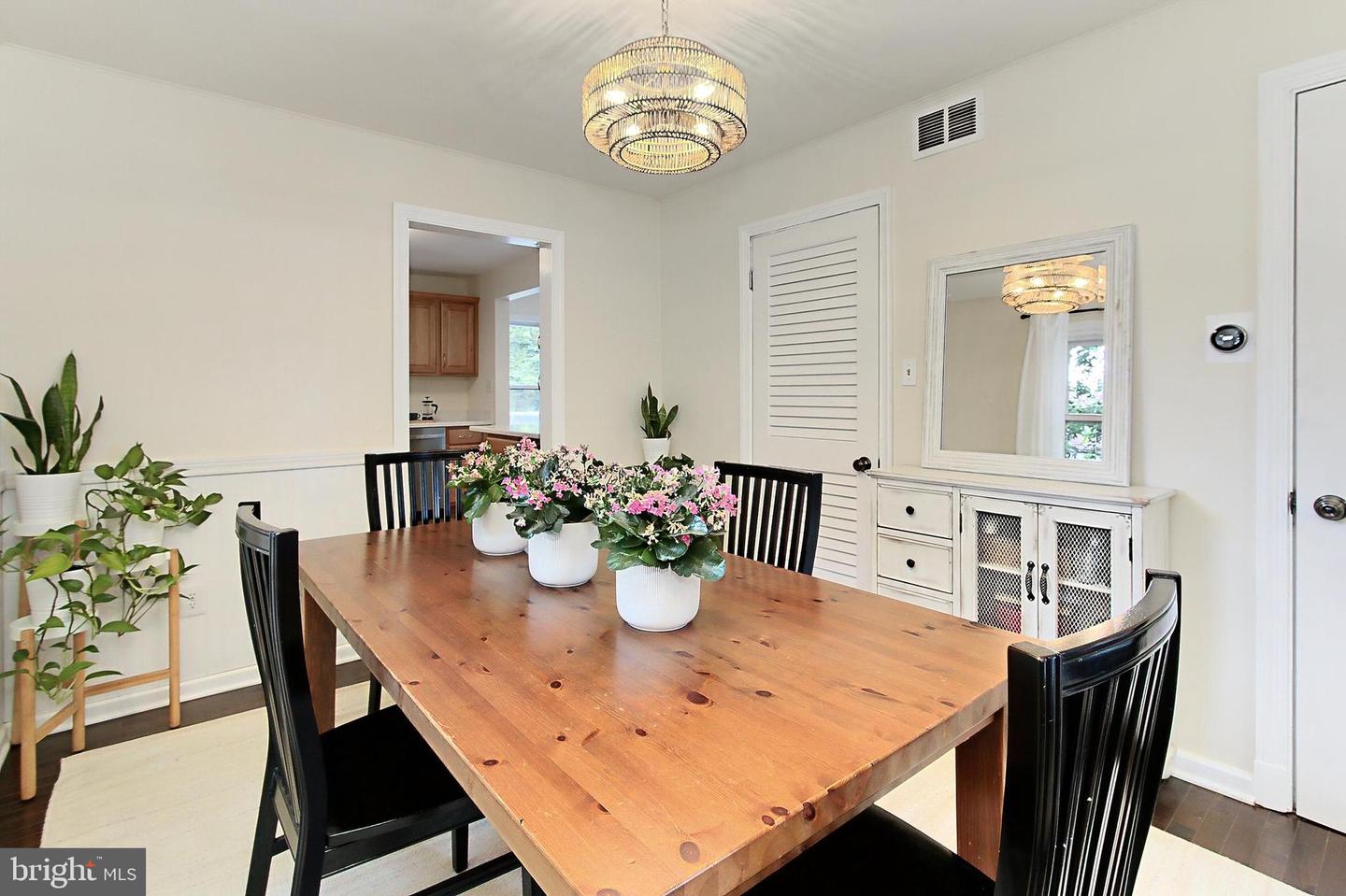 503 RANDOLPH ST, FALLS CHURCH, Virginia 22046, 4 Bedrooms Bedrooms, ,2 BathroomsBathrooms,Residential,For sale,503 RANDOLPH ST,VAFA2003000 MLS # VAFA2003000