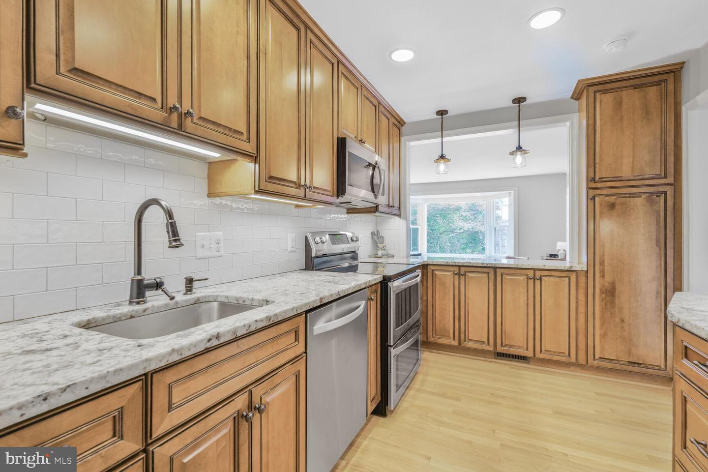 2901 N ROCHESTER ST, ARLINGTON, Virginia 22213, 4 Bedrooms Bedrooms, ,3 BathroomsBathrooms,Residential,For sale,2901 N ROCHESTER ST,VAAR2057472 MLS # VAAR2057472