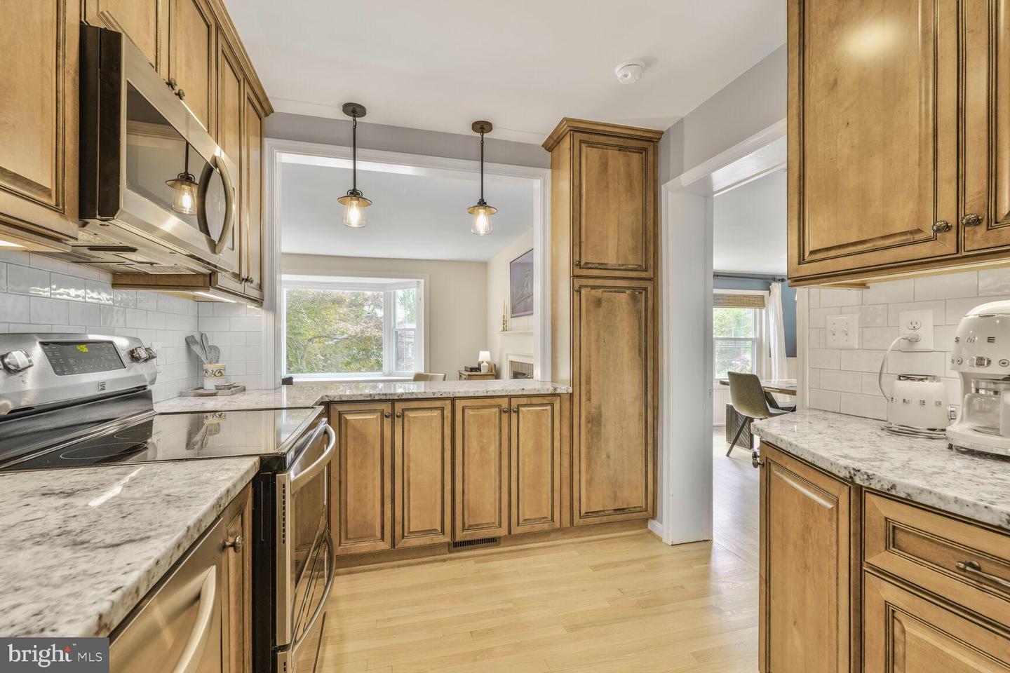 2901 N ROCHESTER ST, ARLINGTON, Virginia 22213, 4 Bedrooms Bedrooms, ,3 BathroomsBathrooms,Residential,For sale,2901 N ROCHESTER ST,VAAR2057472 MLS # VAAR2057472