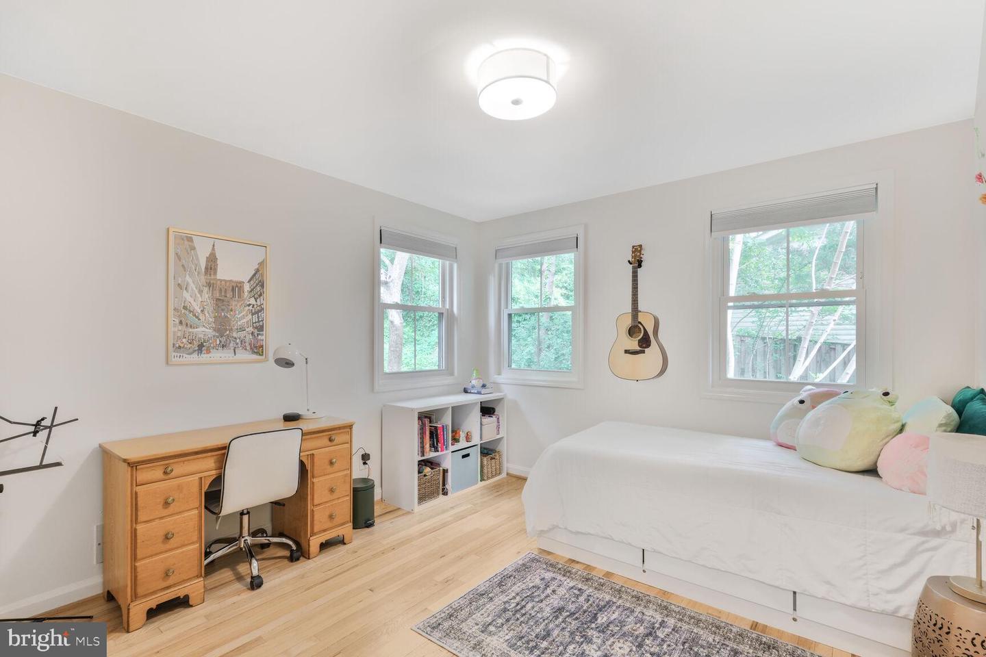 2901 N ROCHESTER ST, ARLINGTON, Virginia 22213, 4 Bedrooms Bedrooms, ,3 BathroomsBathrooms,Residential,For sale,2901 N ROCHESTER ST,VAAR2057472 MLS # VAAR2057472