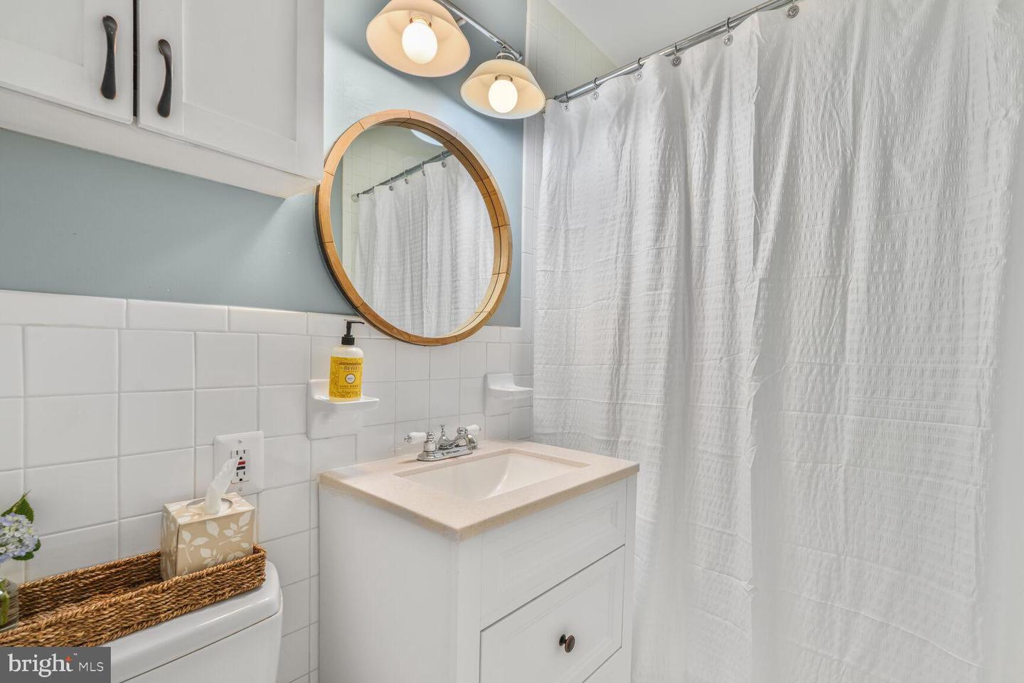 2901 N ROCHESTER ST, ARLINGTON, Virginia 22213, 4 Bedrooms Bedrooms, ,3 BathroomsBathrooms,Residential,For sale,2901 N ROCHESTER ST,VAAR2057472 MLS # VAAR2057472