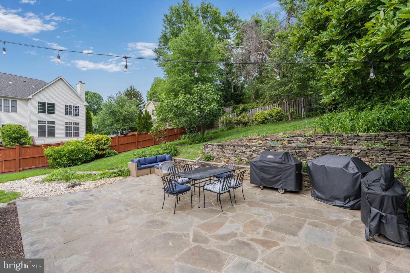2901 N ROCHESTER ST, ARLINGTON, Virginia 22213, 4 Bedrooms Bedrooms, ,3 BathroomsBathrooms,Residential,For sale,2901 N ROCHESTER ST,VAAR2057472 MLS # VAAR2057472