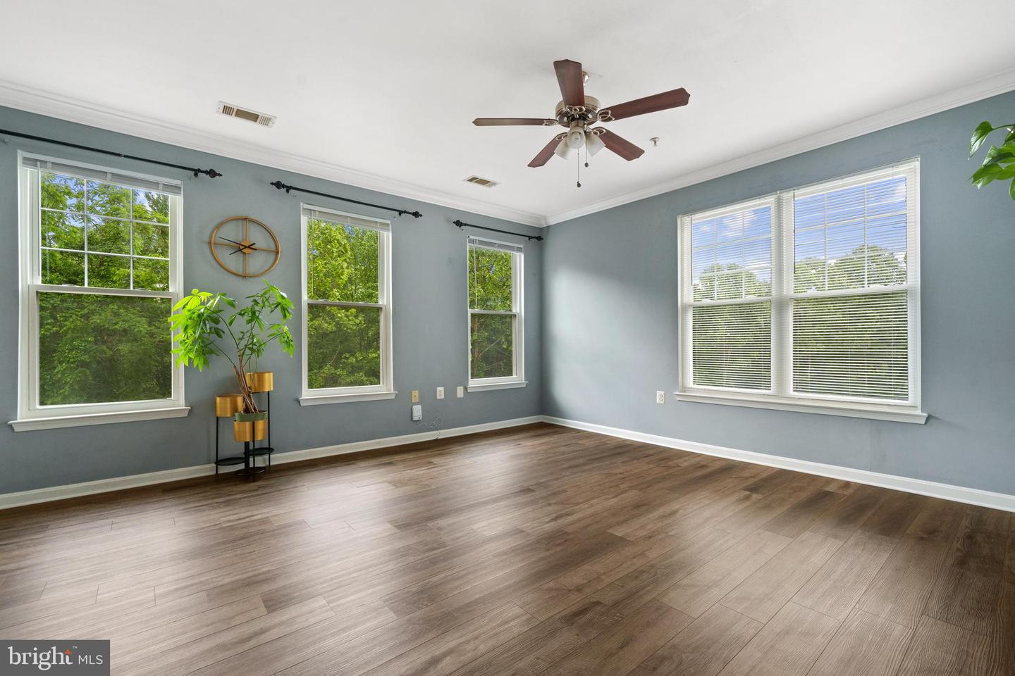 11365 ARISTOTLE DR #9-215, FAIRFAX, Virginia 22030, 2 Bedrooms Bedrooms, ,2 BathroomsBathrooms,Residential,For sale,11365 ARISTOTLE DR #9-215,VAFX2240954 MLS # VAFX2240954