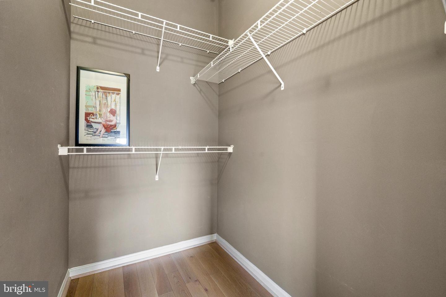 11365 ARISTOTLE DR #9-215, FAIRFAX, Virginia 22030, 2 Bedrooms Bedrooms, ,2 BathroomsBathrooms,Residential,For sale,11365 ARISTOTLE DR #9-215,VAFX2240954 MLS # VAFX2240954