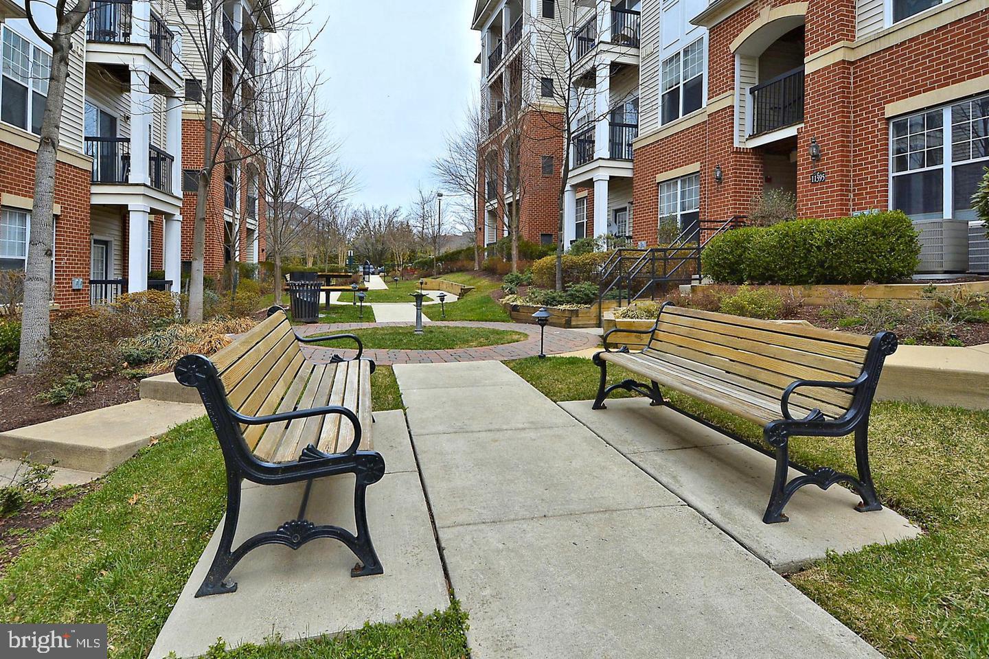 11365 ARISTOTLE DR #9-215, FAIRFAX, Virginia 22030, 2 Bedrooms Bedrooms, ,2 BathroomsBathrooms,Residential,For sale,11365 ARISTOTLE DR #9-215,VAFX2240954 MLS # VAFX2240954