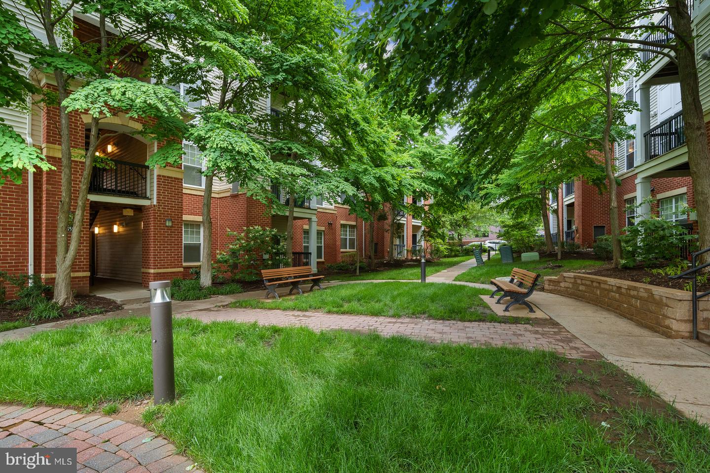11365 ARISTOTLE DR #9-215, FAIRFAX, Virginia 22030, 2 Bedrooms Bedrooms, ,2 BathroomsBathrooms,Residential,For sale,11365 ARISTOTLE DR #9-215,VAFX2240954 MLS # VAFX2240954