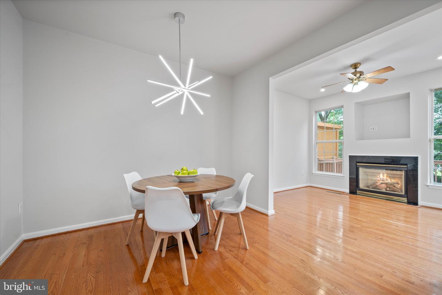 13586 BIG BOULDER RD, HERNDON, Virginia 20171, 3 Bedrooms Bedrooms, ,3 BathroomsBathrooms,Residential,For sale,13586 BIG BOULDER RD,VAFX2240998 MLS # VAFX2240998