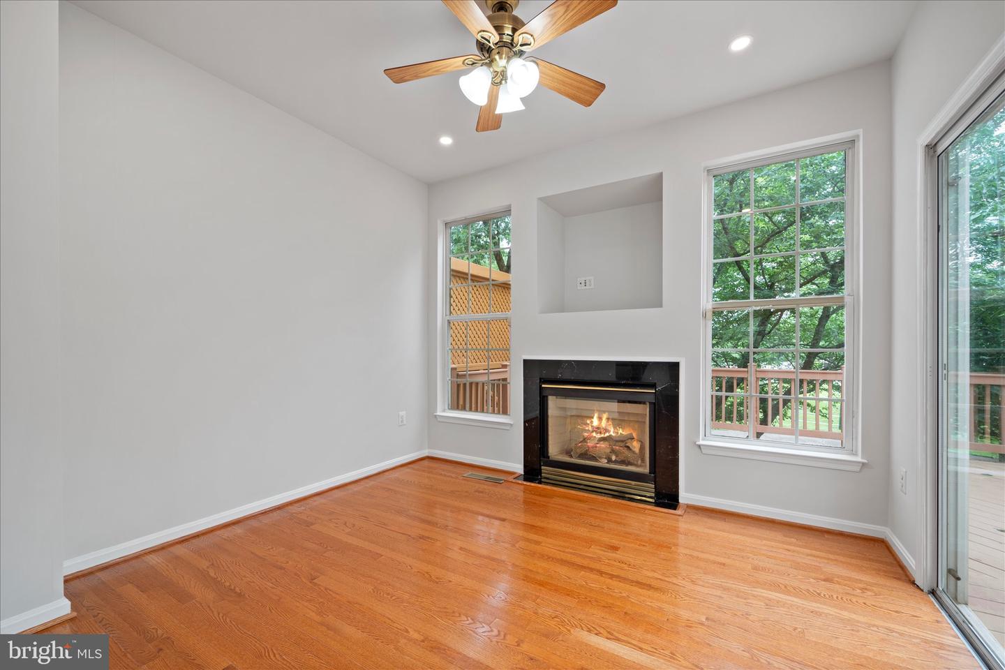 13586 BIG BOULDER RD, HERNDON, Virginia 20171, 3 Bedrooms Bedrooms, ,3 BathroomsBathrooms,Residential,For sale,13586 BIG BOULDER RD,VAFX2240998 MLS # VAFX2240998