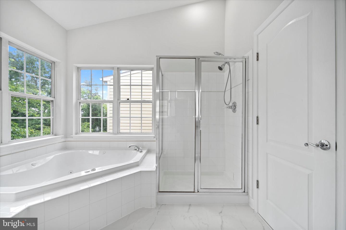 13586 BIG BOULDER RD, HERNDON, Virginia 20171, 3 Bedrooms Bedrooms, ,3 BathroomsBathrooms,Residential,For sale,13586 BIG BOULDER RD,VAFX2240998 MLS # VAFX2240998