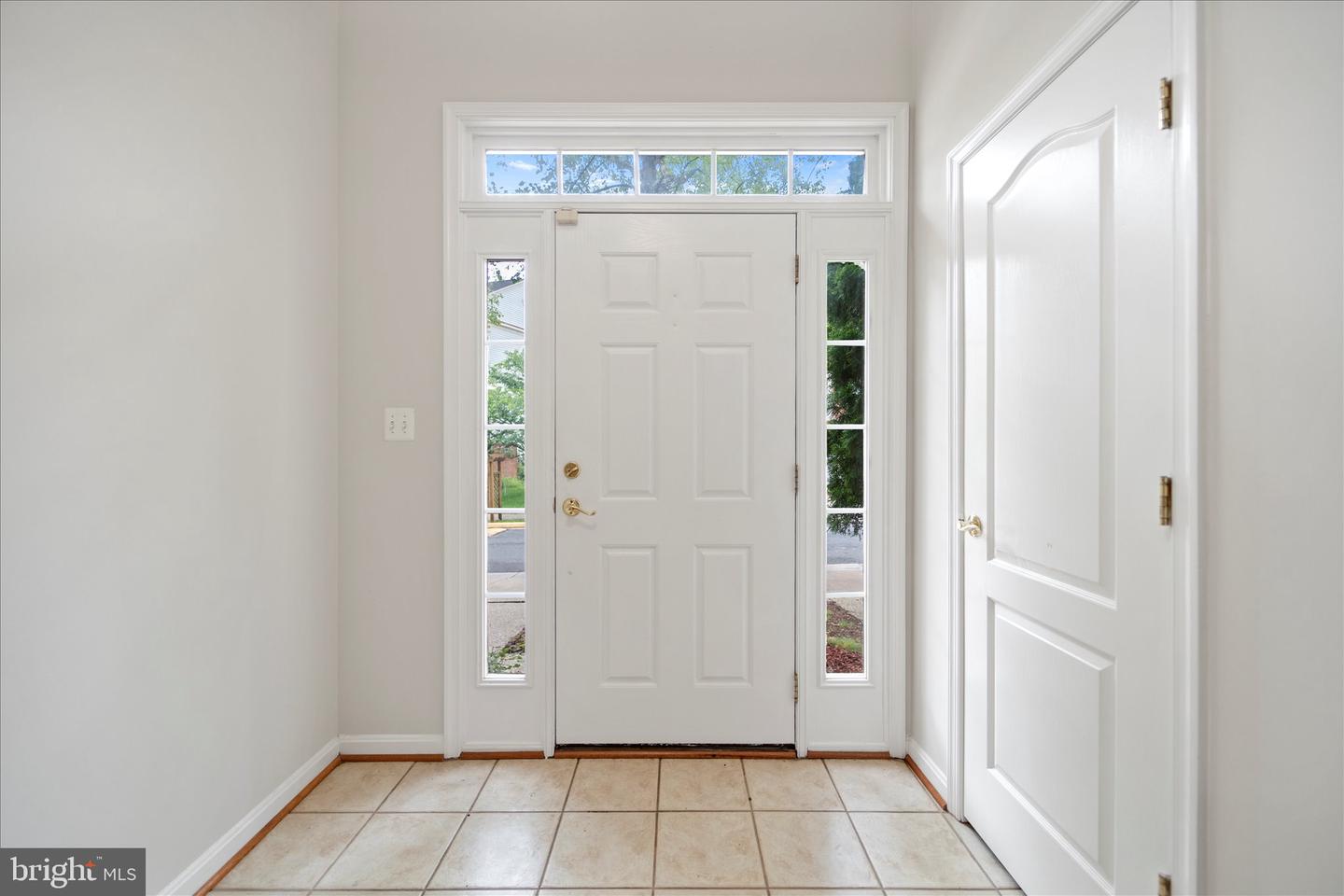 13586 BIG BOULDER RD, HERNDON, Virginia 20171, 3 Bedrooms Bedrooms, ,3 BathroomsBathrooms,Residential,For sale,13586 BIG BOULDER RD,VAFX2240998 MLS # VAFX2240998