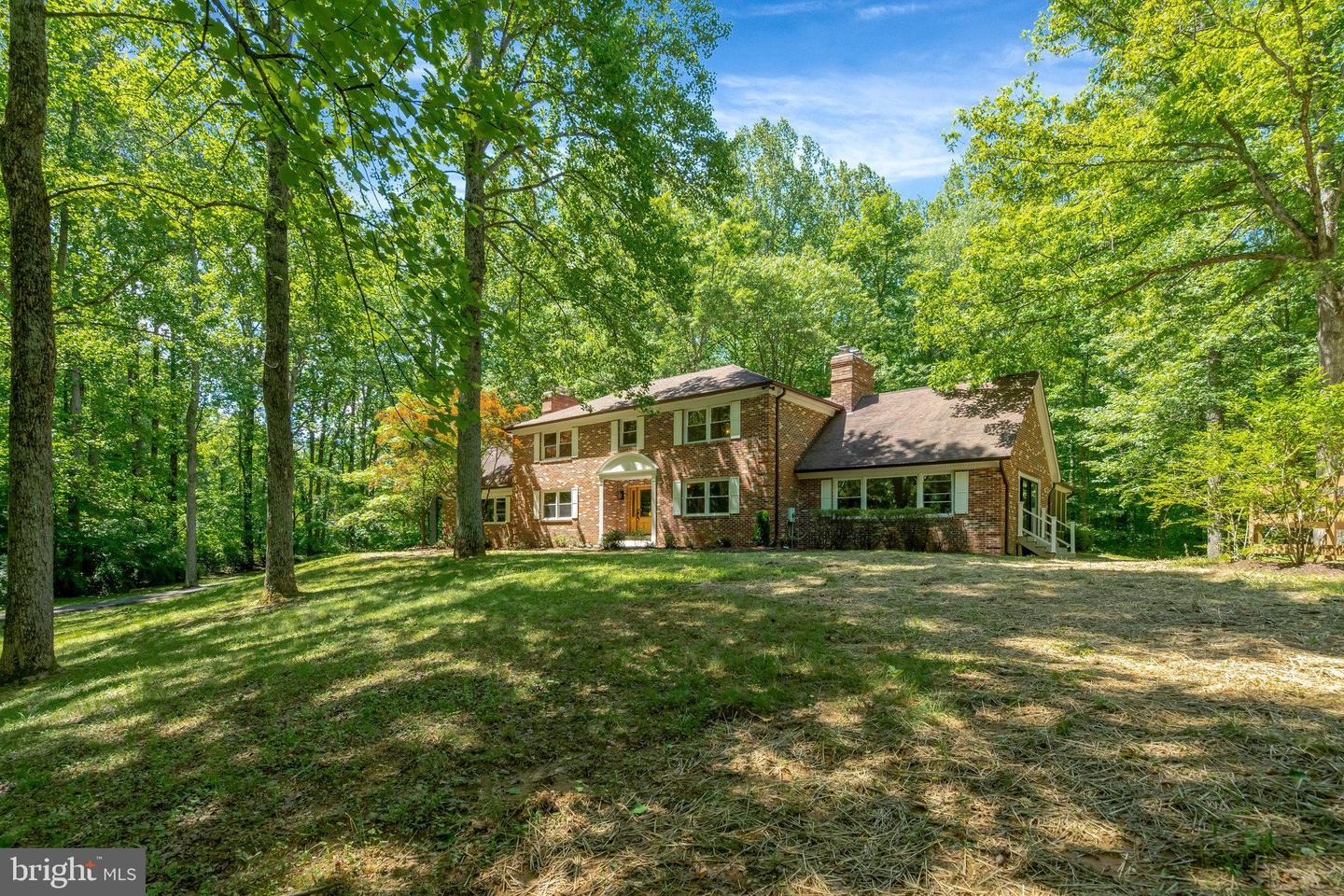 7807 WILLOWBROOK RD, FAIRFAX STATION, Virginia 22039, 4 Bedrooms Bedrooms, ,5 BathroomsBathrooms,Residential,For sale,7807 WILLOWBROOK RD,VAFX2241020 MLS # VAFX2241020