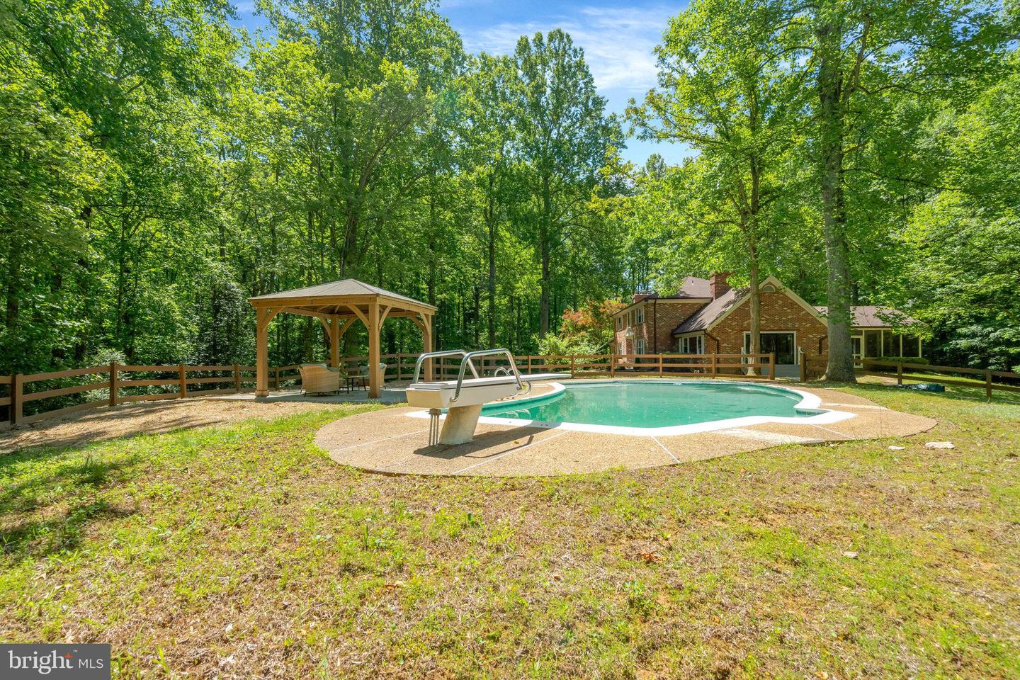 7807 WILLOWBROOK RD, FAIRFAX STATION, Virginia 22039, 4 Bedrooms Bedrooms, ,5 BathroomsBathrooms,Residential,For sale,7807 WILLOWBROOK RD,VAFX2241020 MLS # VAFX2241020
