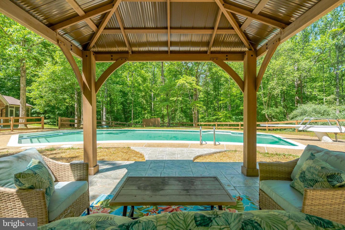 7807 WILLOWBROOK RD, FAIRFAX STATION, Virginia 22039, 4 Bedrooms Bedrooms, ,5 BathroomsBathrooms,Residential,For sale,7807 WILLOWBROOK RD,VAFX2241020 MLS # VAFX2241020
