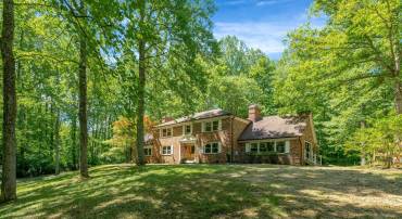 7807 WILLOWBROOK RD, FAIRFAX STATION, Virginia 22039, 4 Bedrooms Bedrooms, ,5 BathroomsBathrooms,Residential,For sale,7807 WILLOWBROOK RD,VAFX2241020 MLS # VAFX2241020