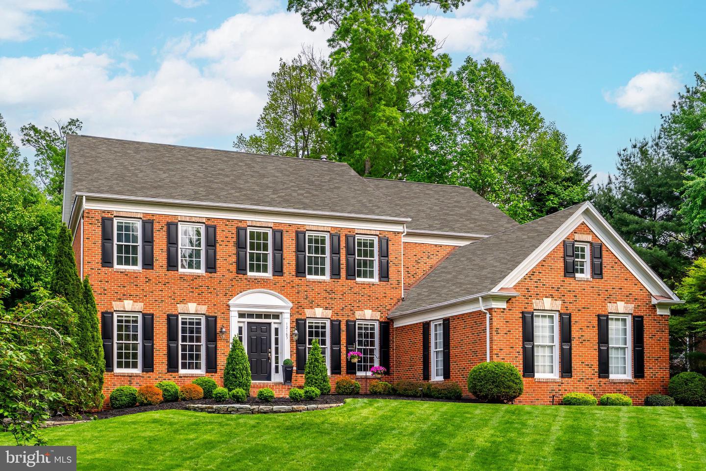 12185 WILD HORSE DR, FAIRFAX, Virginia 22033, 5 Bedrooms Bedrooms, ,4 BathroomsBathrooms,Residential,For sale,12185 WILD HORSE DR,VAFX2241068 MLS # VAFX2241068