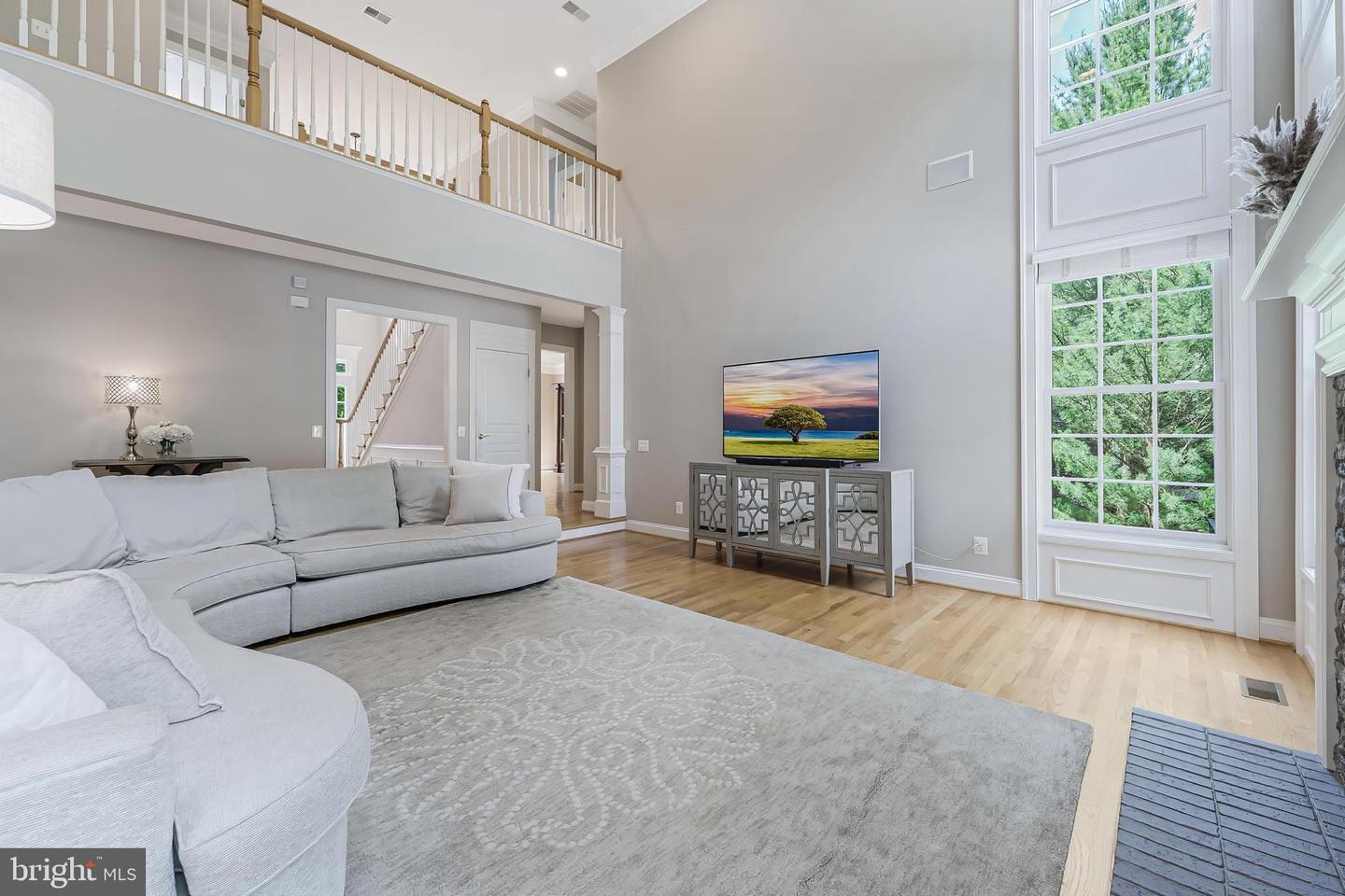 12185 WILD HORSE DR, FAIRFAX, Virginia 22033, 5 Bedrooms Bedrooms, ,4 BathroomsBathrooms,Residential,For sale,12185 WILD HORSE DR,VAFX2241068 MLS # VAFX2241068