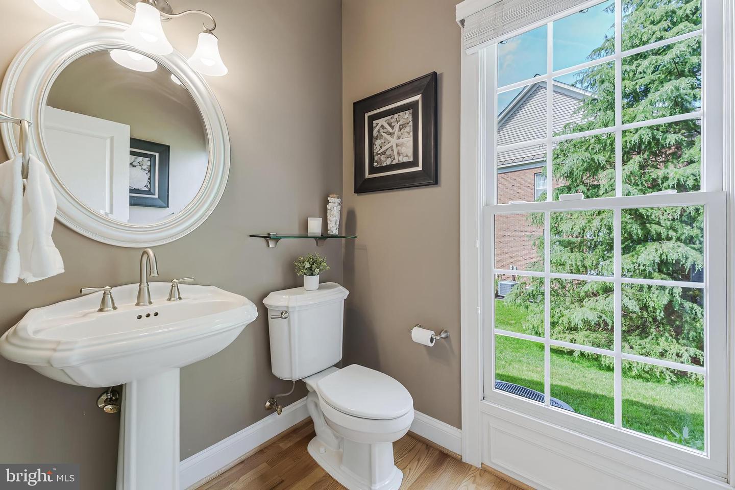12185 WILD HORSE DR, FAIRFAX, Virginia 22033, 5 Bedrooms Bedrooms, ,4 BathroomsBathrooms,Residential,For sale,12185 WILD HORSE DR,VAFX2241068 MLS # VAFX2241068