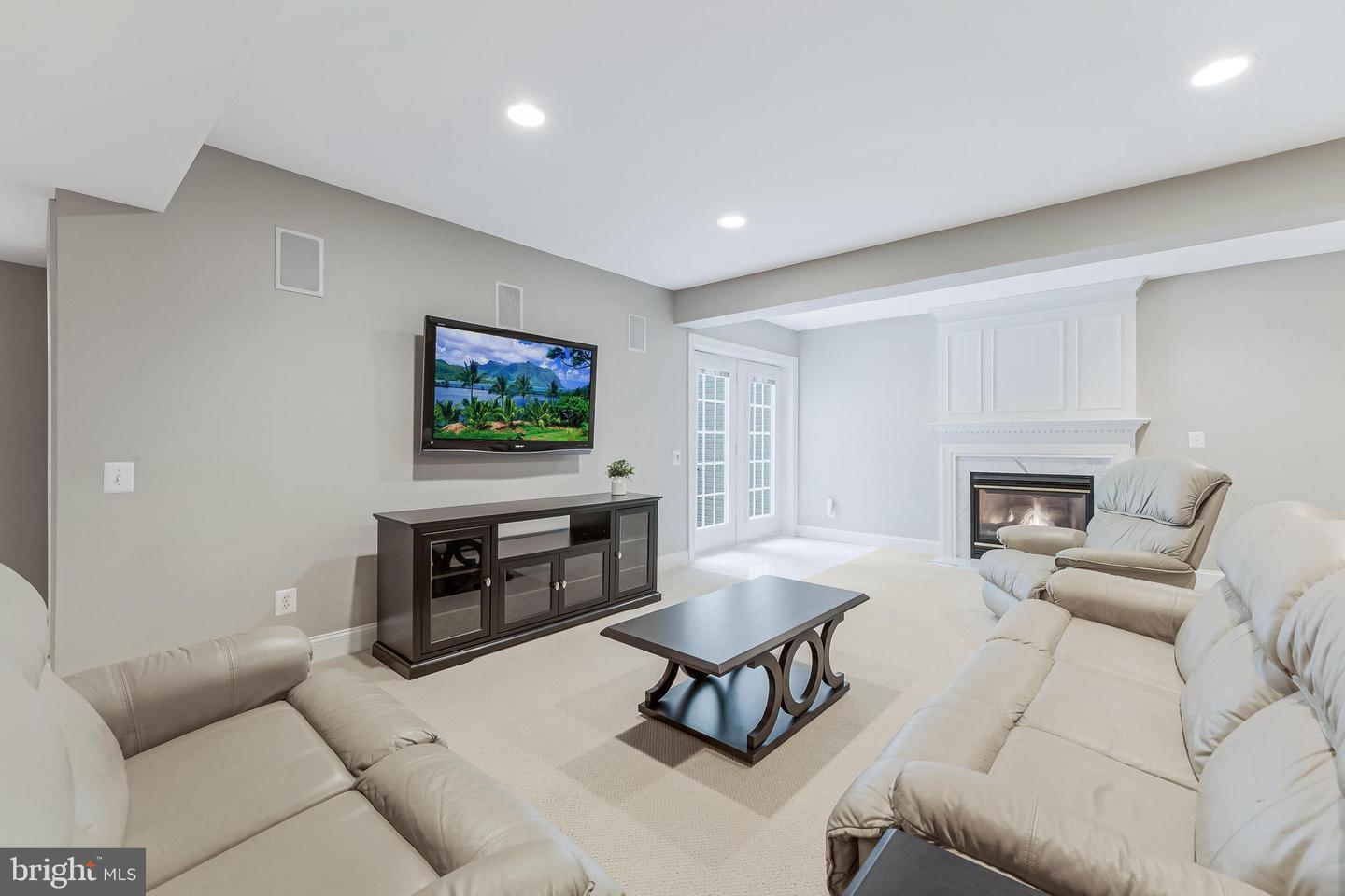 12185 WILD HORSE DR, FAIRFAX, Virginia 22033, 5 Bedrooms Bedrooms, ,4 BathroomsBathrooms,Residential,For sale,12185 WILD HORSE DR,VAFX2241068 MLS # VAFX2241068