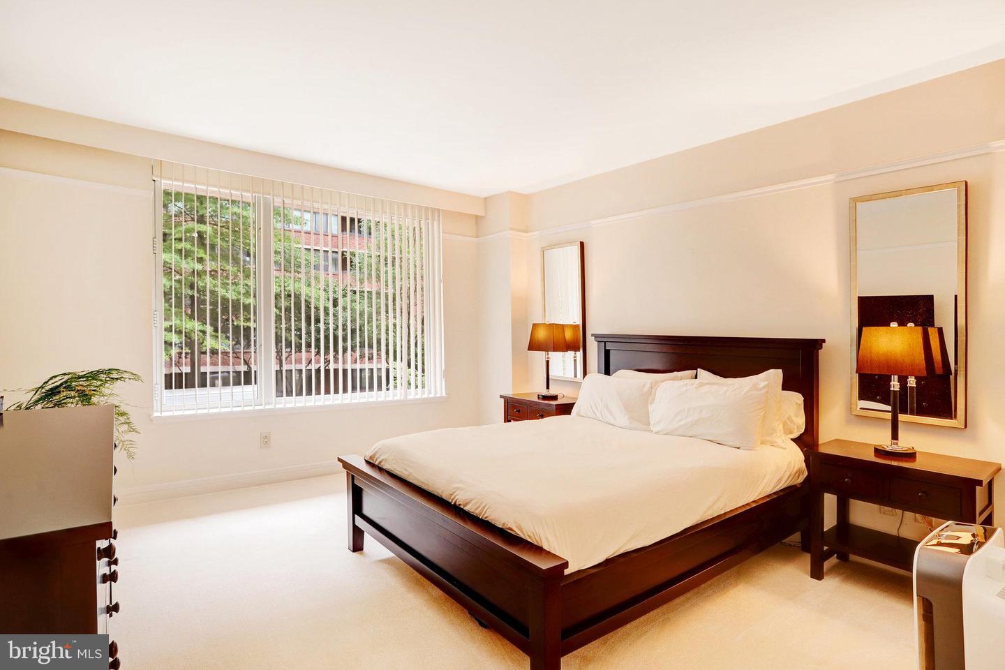 1155 23RD ST NW #2E, WASHINGTON, District Of Columbia 20037, 1 Bedroom Bedrooms, ,1 BathroomBathrooms,Residential,For sale,1155 23RD ST NW #2E,DCDC2200936 MLS # DCDC2200936