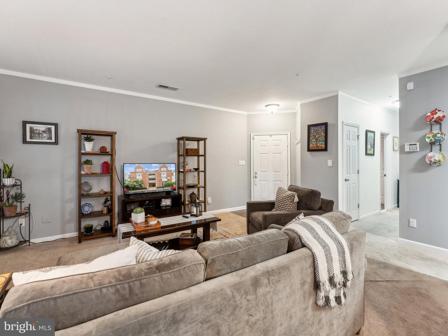 7034 ELLINGHAM CIR #D, ALEXANDRIA, Virginia 22315, 2 Bedrooms Bedrooms, ,2 BathroomsBathrooms,Residential,For sale,7034 ELLINGHAM CIR #D,VAFX2241246 MLS # VAFX2241246