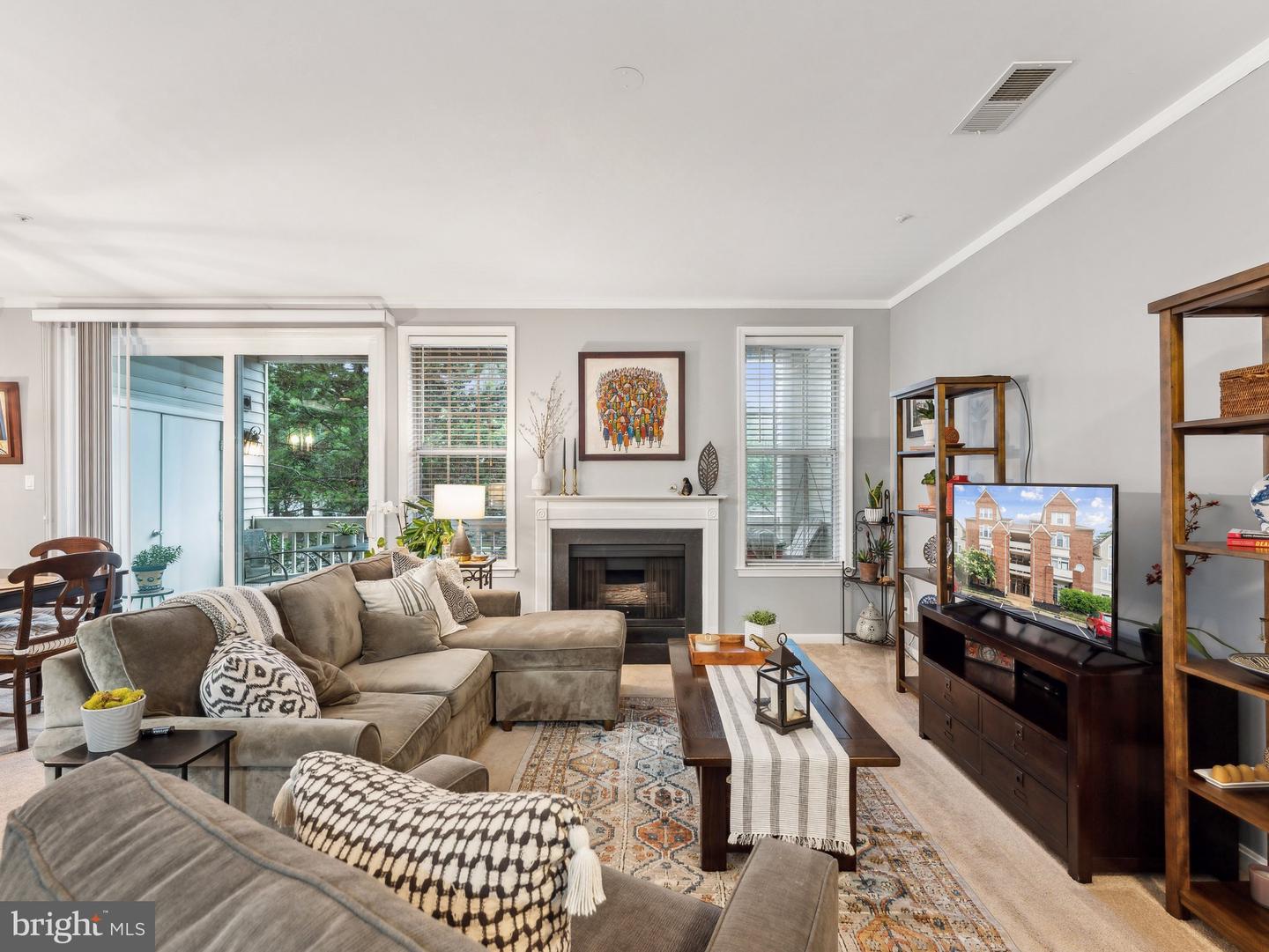 7034 ELLINGHAM CIR #D, ALEXANDRIA, Virginia 22315, 2 Bedrooms Bedrooms, ,2 BathroomsBathrooms,Residential,For sale,7034 ELLINGHAM CIR #D,VAFX2241246 MLS # VAFX2241246