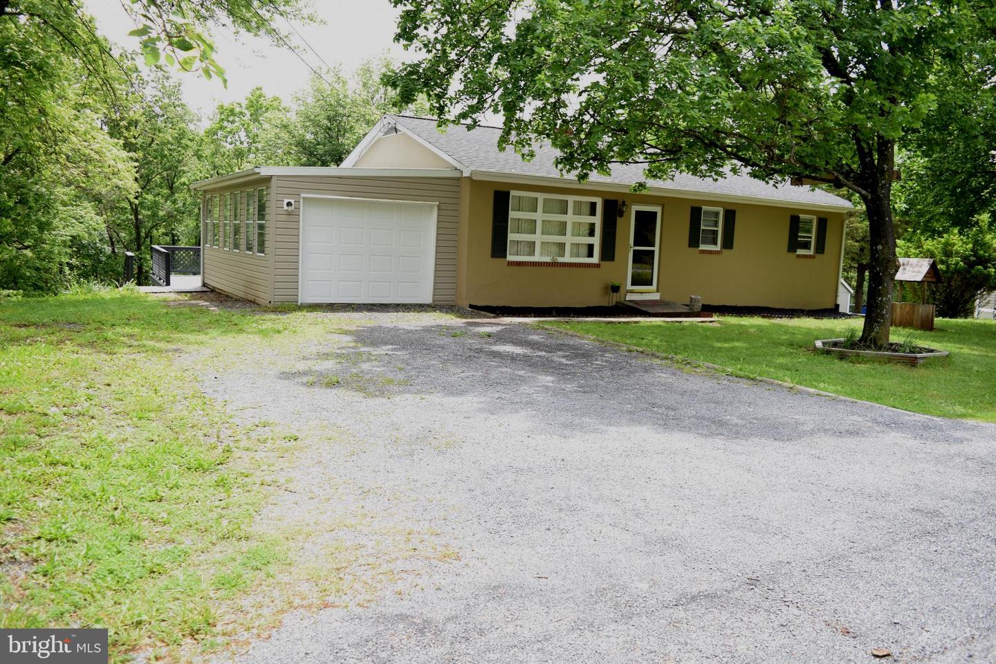 398 OLD BETHEL CHURCH RD, WINCHESTER, Virginia 22603, 3 Bedrooms Bedrooms, 8 Rooms Rooms,1 BathroomBathrooms,Residential,For sale,398 OLD BETHEL CHURCH RD,VAFV2034214 MLS # VAFV2034214